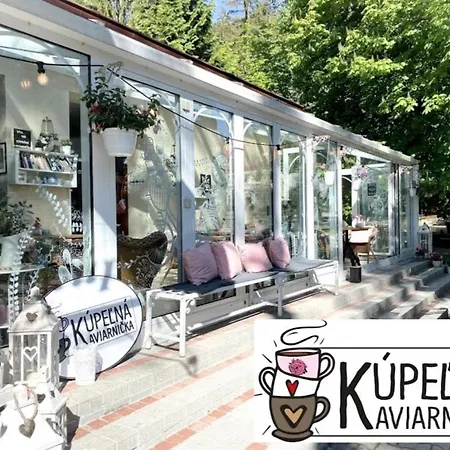 House Close To Bojnice 프리에비드자