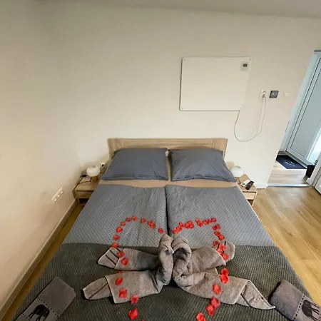 House Close To Bojnice 아파트